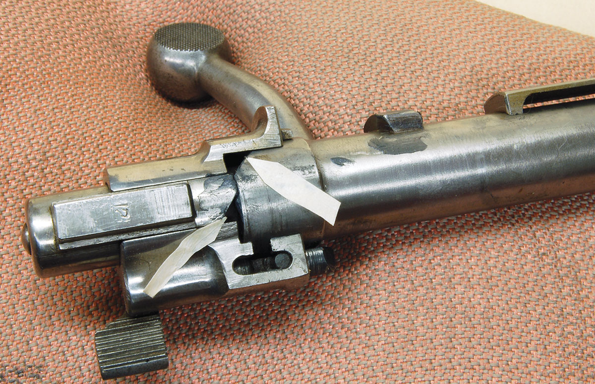 Cocking cams of bolt guns (arrows) must be greased. The oil runs off – doing little good.